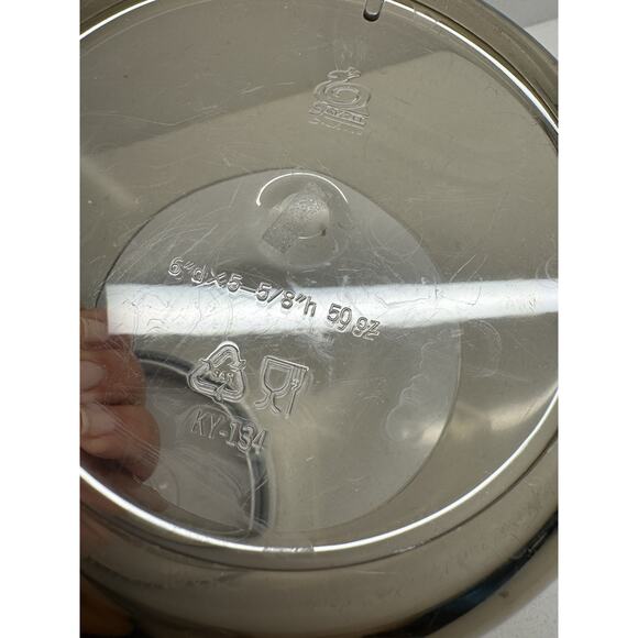 Snail Food Saver KY-134 Vacuum Seal Container 50 oz & Lid 6”D x 5-5/8”H Amber - Picture 4 of 6